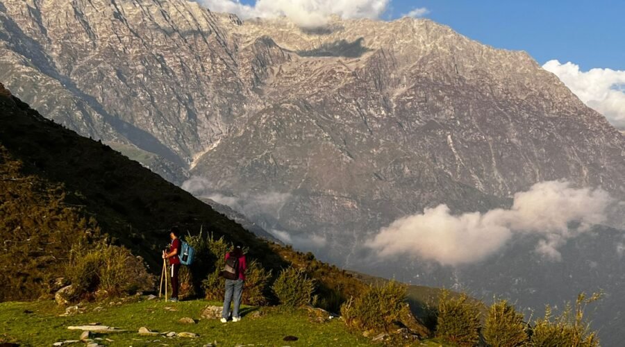 Book Your Triund Trek A Journey Through Nature’s Beauty Awaits!