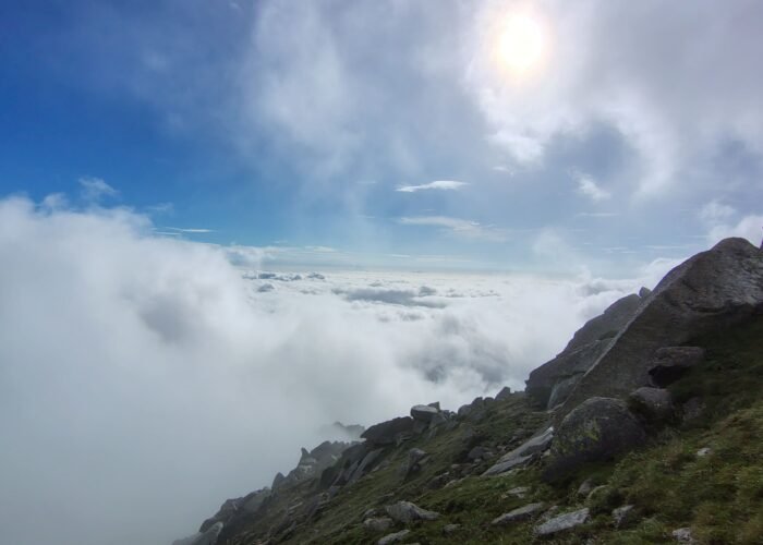 triund trek booking - hill hikers