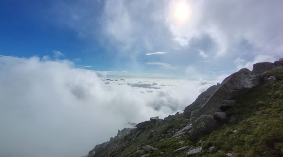 triund trek booking - hill hikers