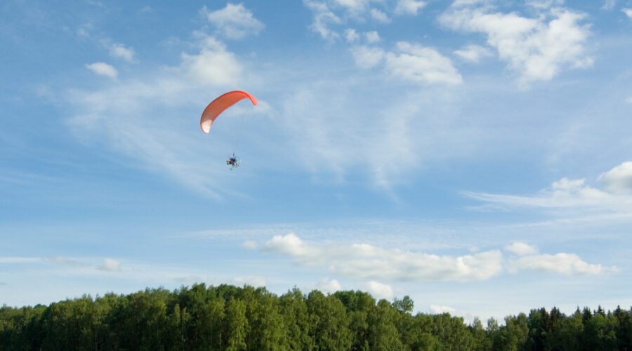 Paragliding in Dhobi Manali