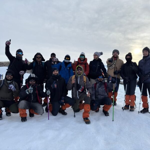 sar pass trek group 2026