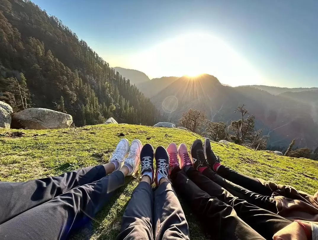 Indrahar Pass Trek Guide for Adventure Lovers