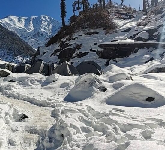 Kareri lake mountain view and camping april 2026